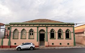 Hotel Descalvado